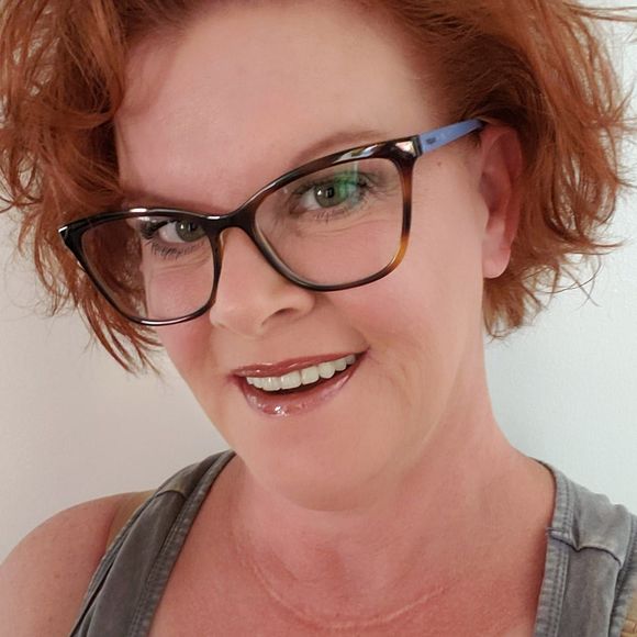 Meet your Posher, Wendee - Picture 1 of 1